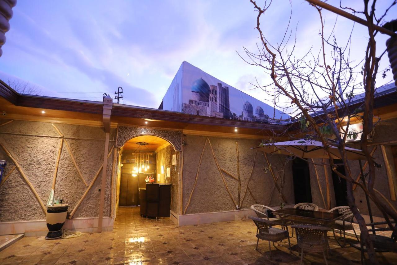 Ferienwohnung "S E A S O N S" Samarkand Exterior foto